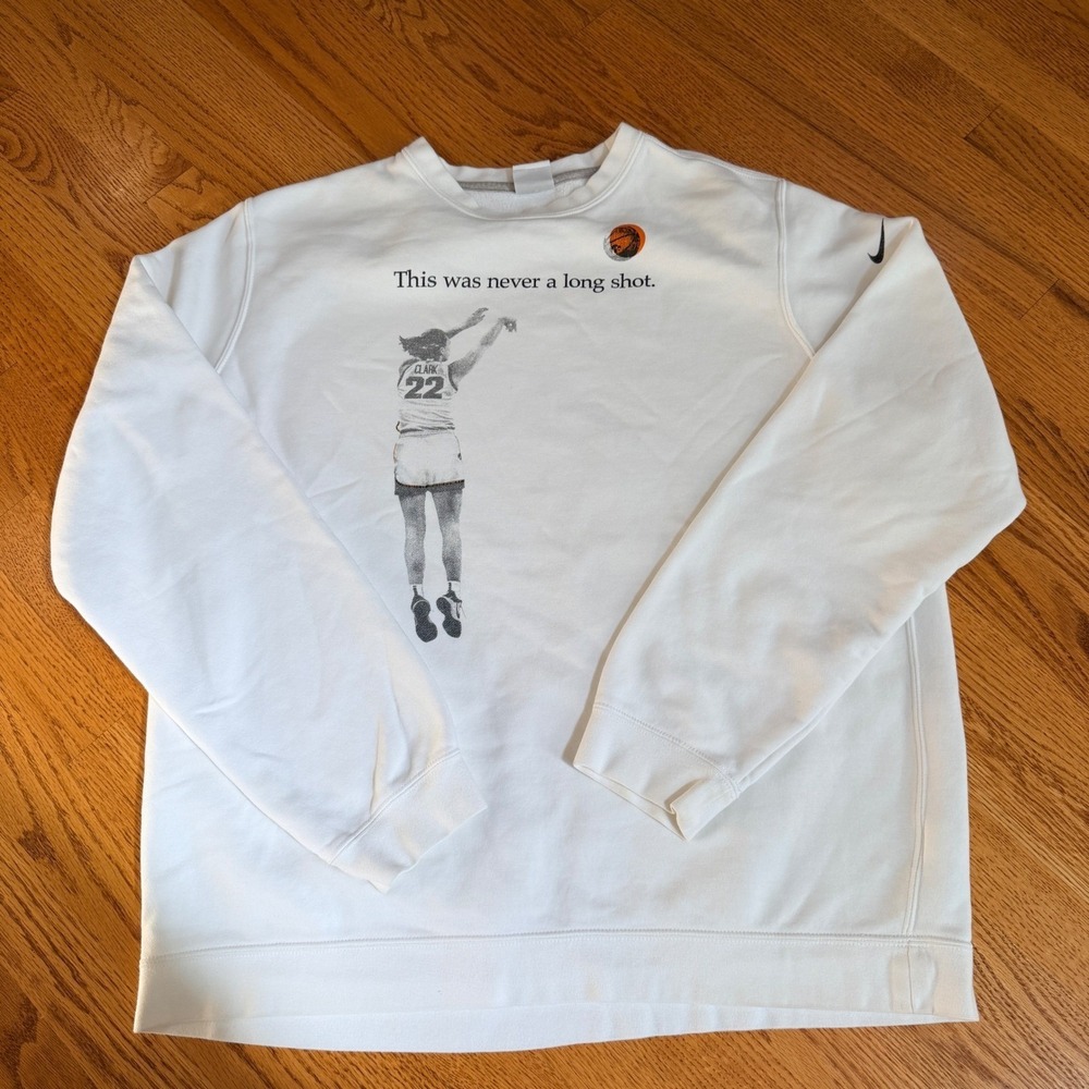 Nike Caitlin Clark Iowa Hawkeyes Never A Long Shot Sweatshirt White XL Rare - Picture 2 of 12